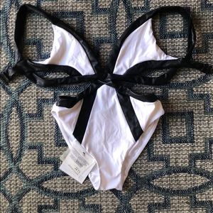 JETS Beautiful trendy swimsuit